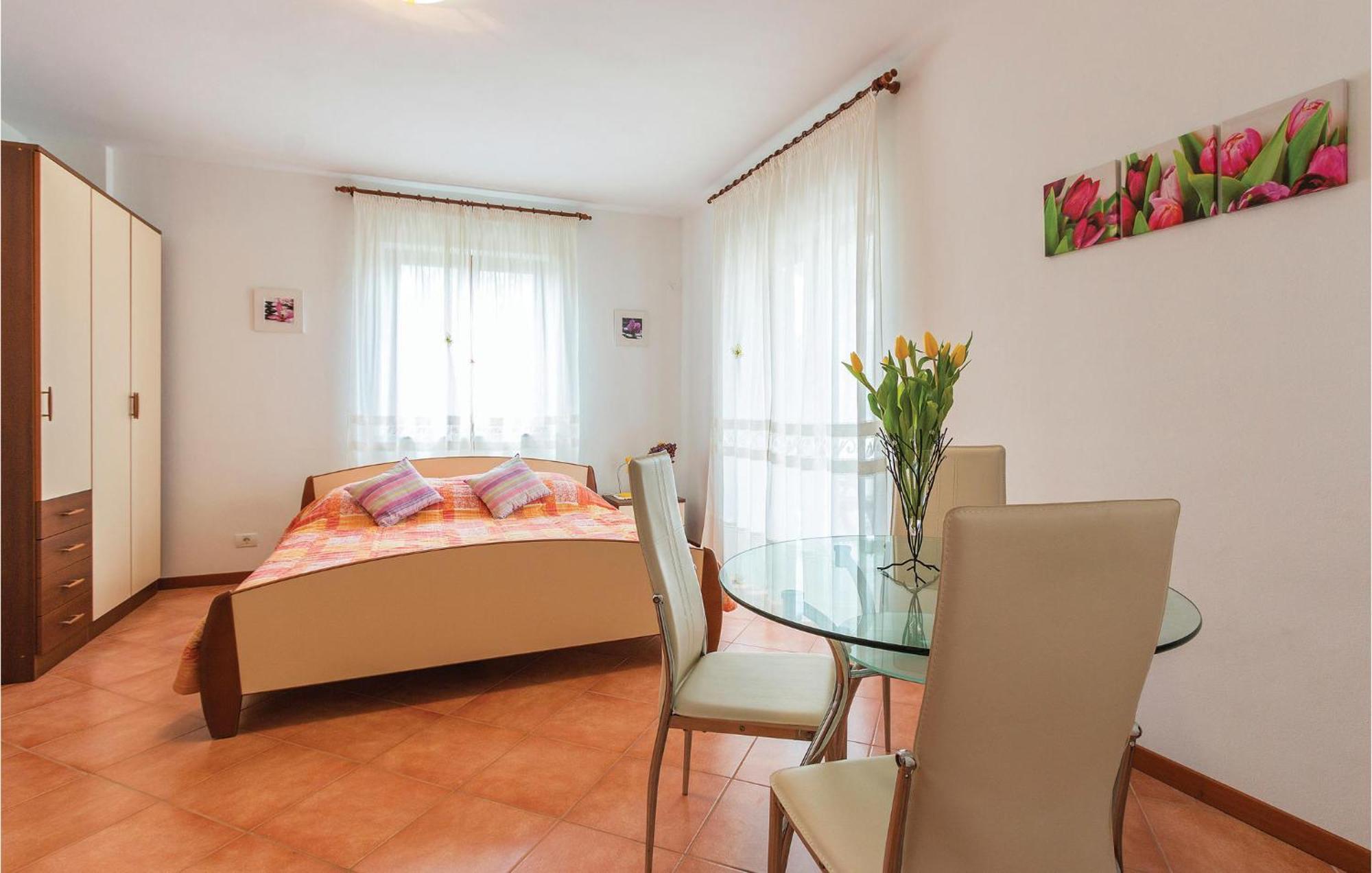Gorgeous Apartment In Fazana With Wifi Buitenkant foto