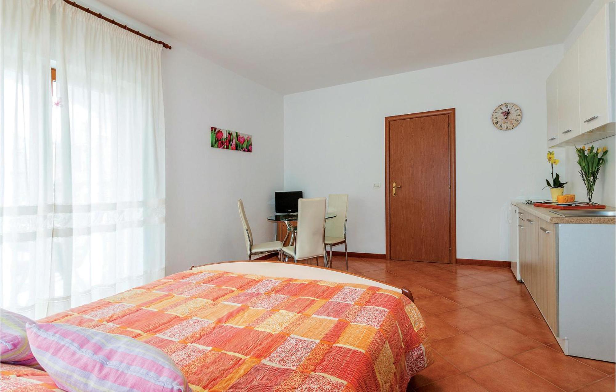 Gorgeous Apartment In Fazana With Wifi Buitenkant foto
